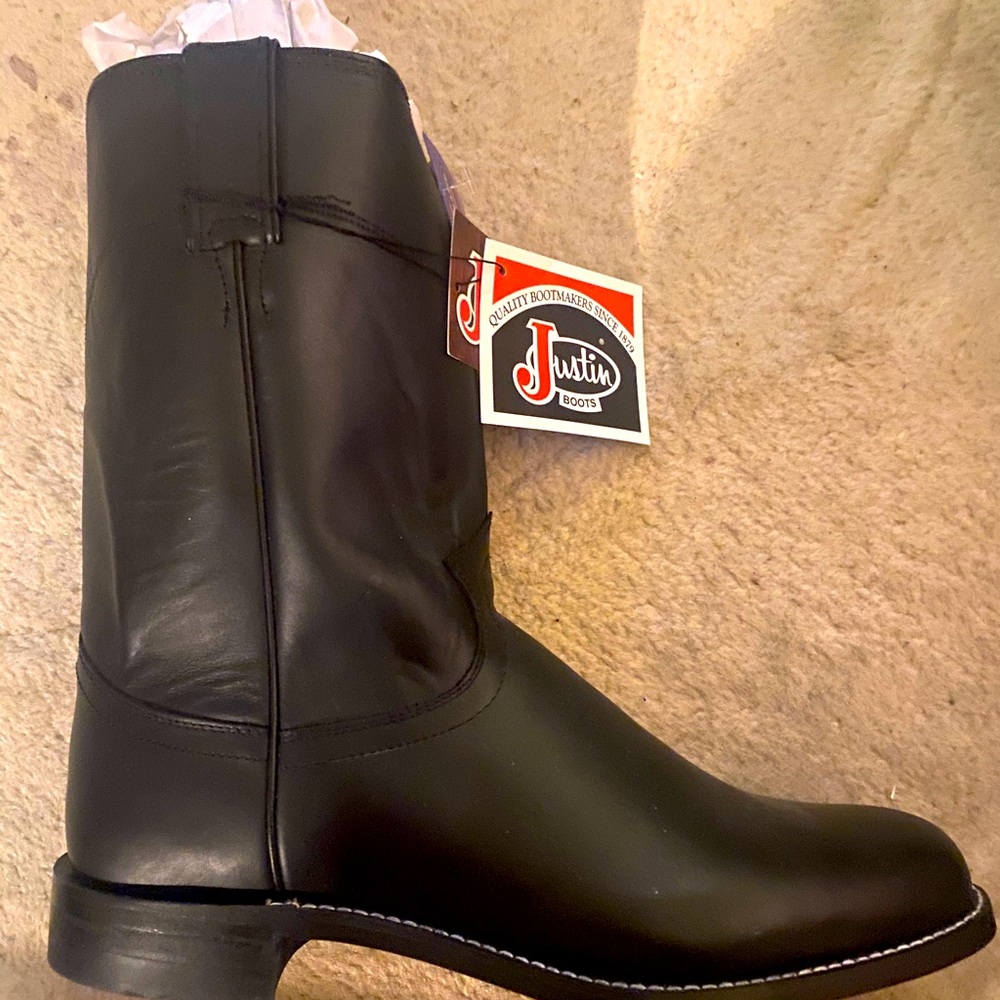 Men’s cowboy boots